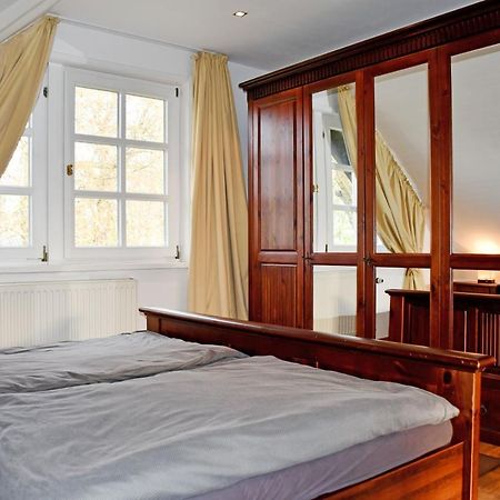 Reetdachfachwerkvilla Am Wiesengrund Bergen Auf Rugen Buitenkant foto